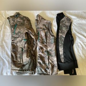 Girls With Guns Artemis Softshell Jacket & Vest Camo set